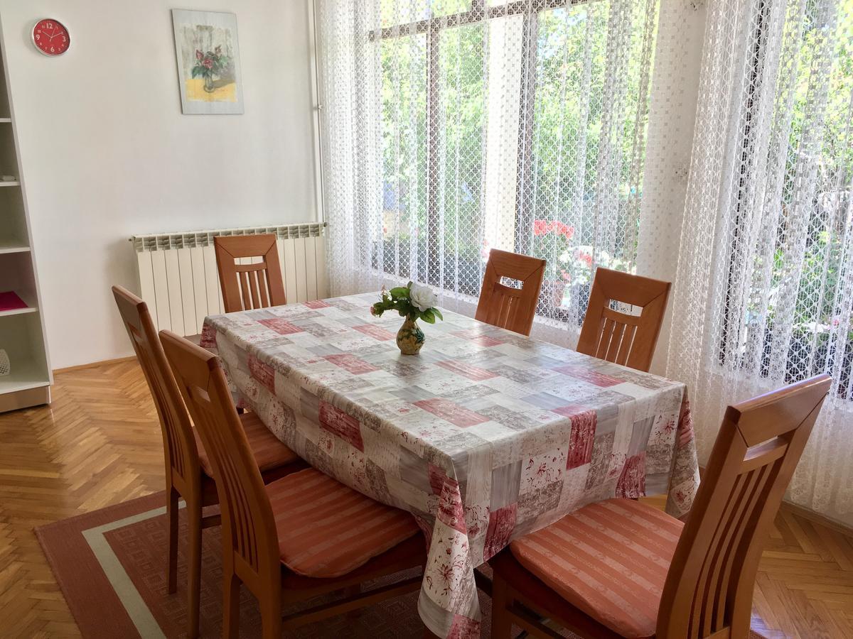 Apartaments Oma & Opa Banjol المظهر الخارجي الصورة
