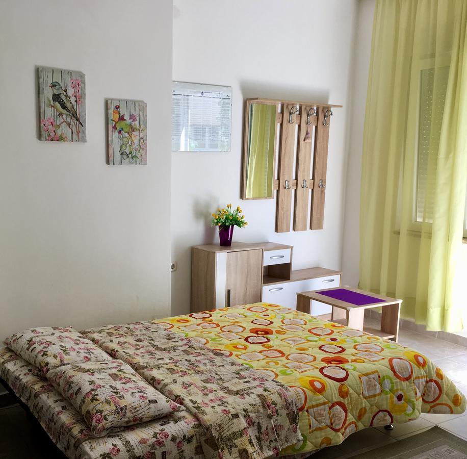 Apartaments Oma & Opa Banjol المظهر الخارجي الصورة